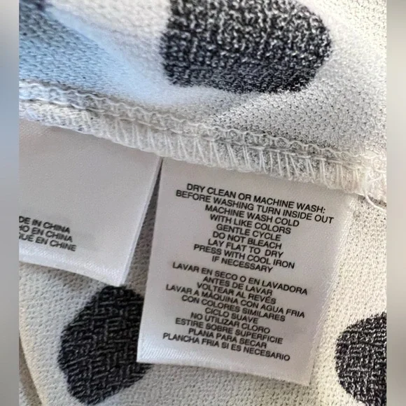 Kasper - Polka dot tie waist knit top - SZ L - Picture 9 of 10